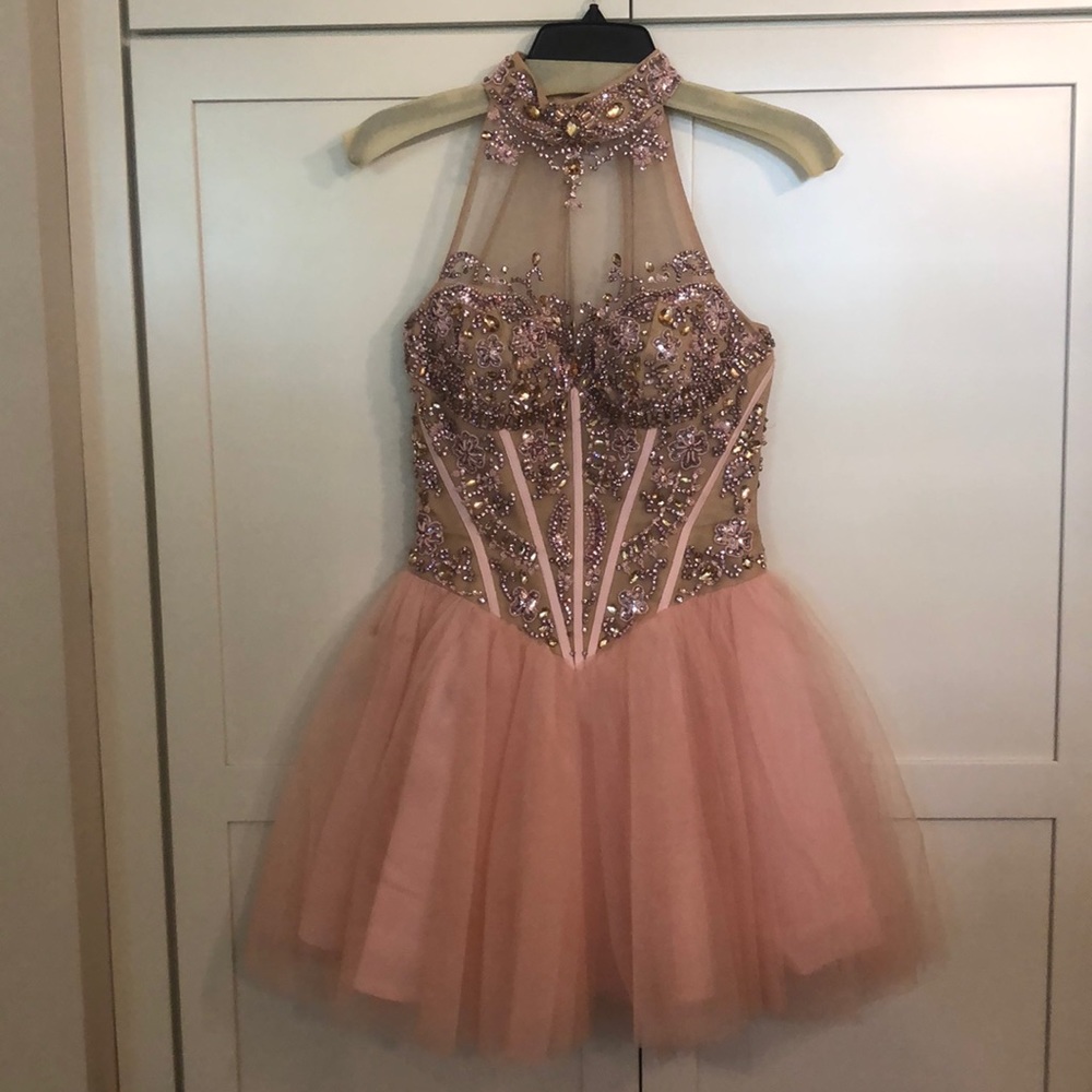 Short sweet 16 dress